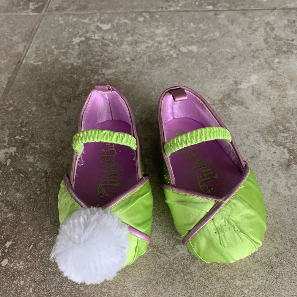 Tinkerbell Disney store slippers/shoes baby size 12-18 months for costume